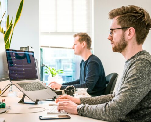 online life coach on a computer